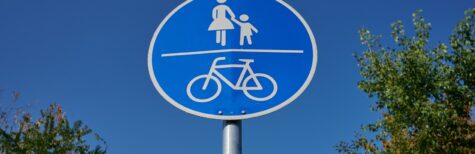 Reinigungspflichten darf man nicht pauschal auf Anlieger abwälzen