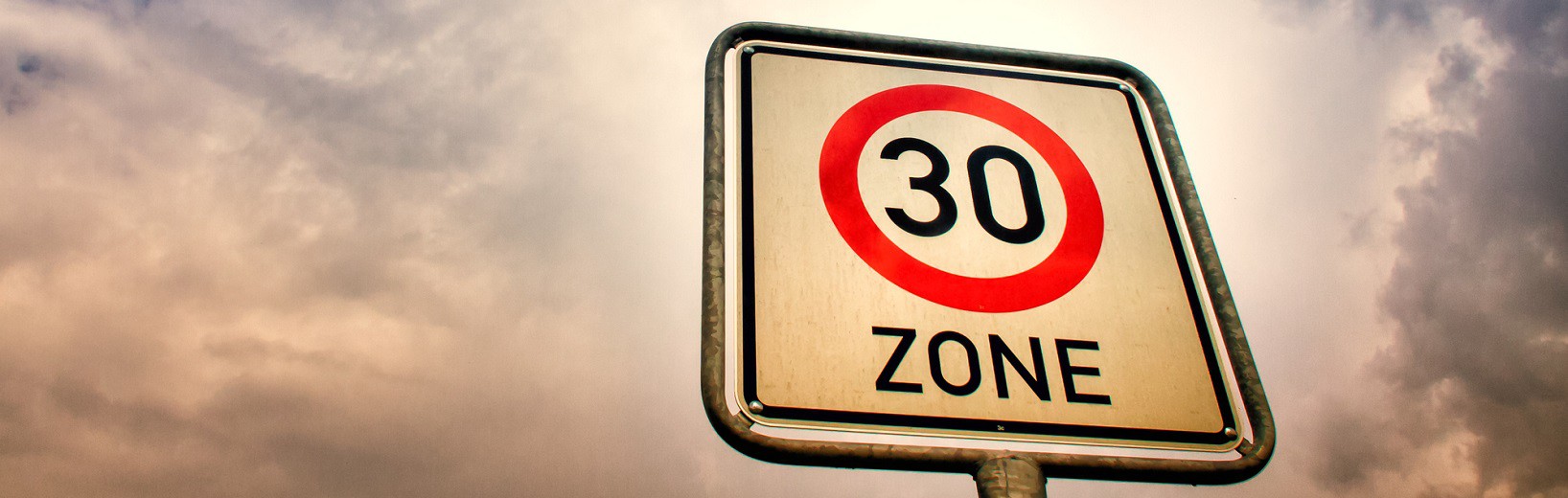 Tempo 30 Ortsdurchfahrt Bundes- und Landesstraße