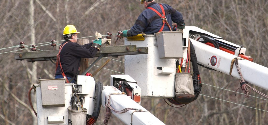 Arbeitsverfahren für Arbeiten unter Spannung