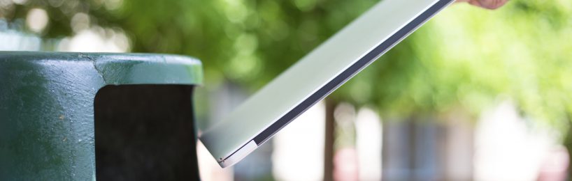 Transportbox für Lithium-Batterien in der Erprobungsphase Laptop entsorgen