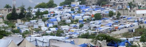 Dürfen Gebäude zum Unterbringen von Flüchtlingen beschlagnahmt werden?