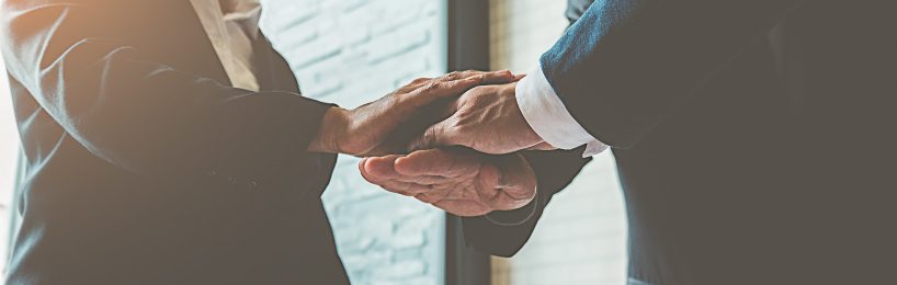 Das bedeutet die Mitwirkungspflicht in der GmbH Neben der Mitwirkungpflicht in der GmbH gilt auch die solidarische Haftung der Geschäftsführer aus der Verletzung von Obliegenheiten nach GmbH-Gesetz.