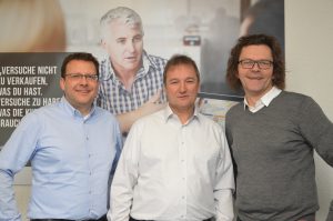 WEKA-Geschäftsführer Michael Bruns, Werner Pehland und Stephan Behrens stellen ihre neue Strategie vor