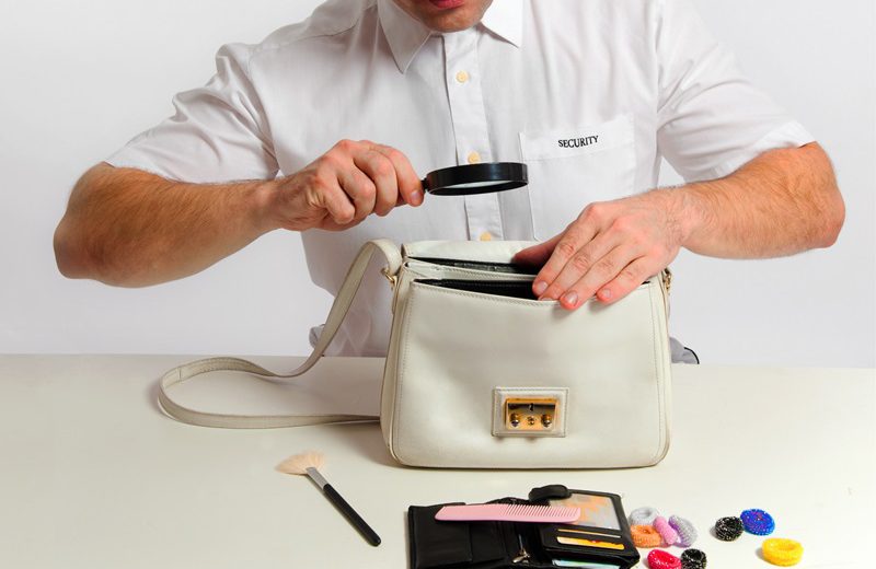 Taschenkontrolle