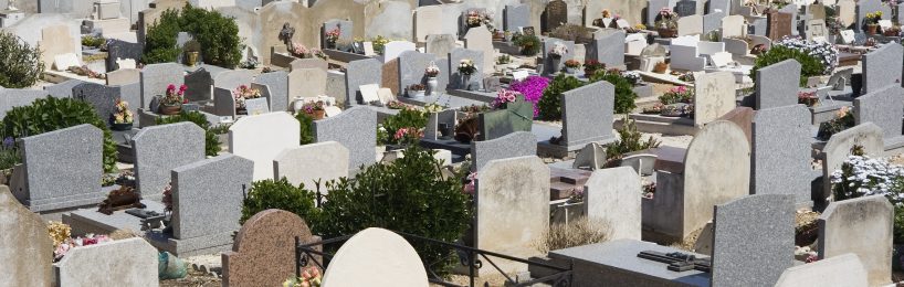 Grab frei gestalten auf kirchlichem Friedhof Gräber