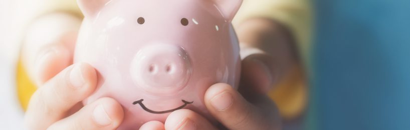 Beim Gefahrgutversand Kosten und Bußgelder vermeiden Sparschwein