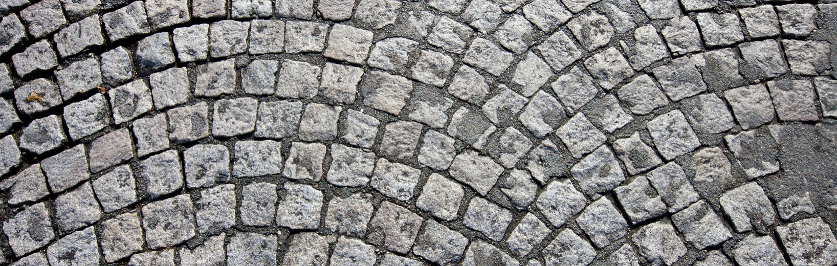 Keine öffentlich-rechtliche Erlaubnis für Stolpersteine nötig Öffentlich-rechtliche Erlaubnis Stolpersteine