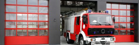 Lichtverschmutzung beleuchtete Feuerwache