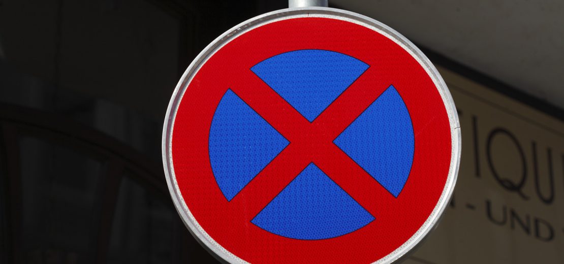 Halteverbotsschilder Engstelle nach StVO