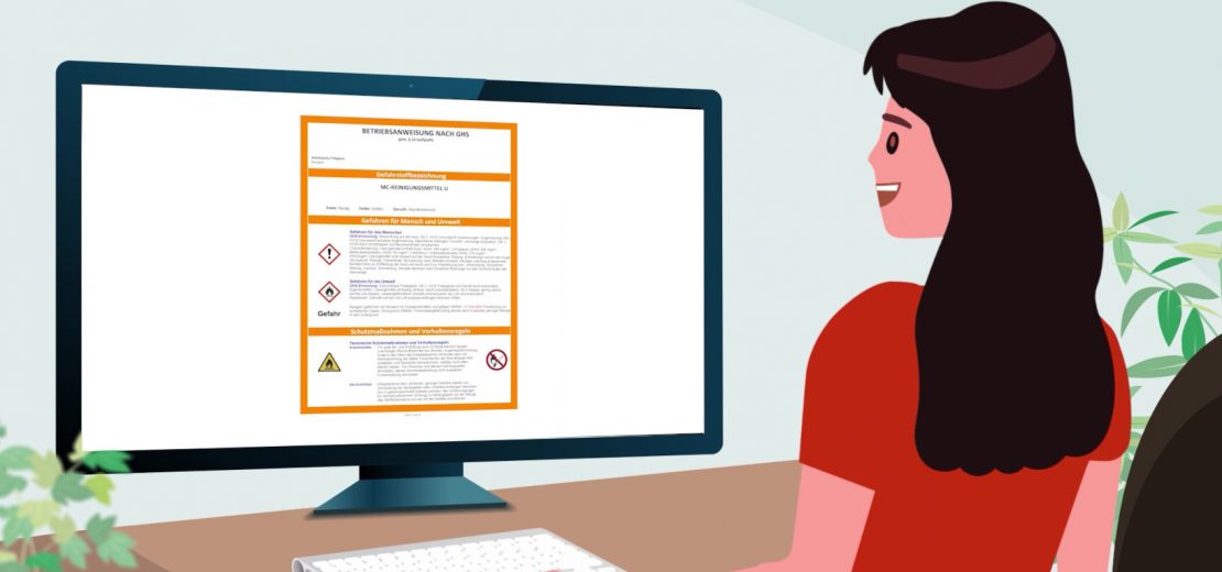 Frau erstellt Betriebsanweisung mittels Software