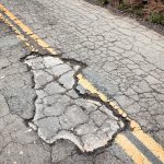 Zufahrt als Gemeindestraße: Muss Benutzer Beschädigungen reparieren? Zufahrt als Gemeindestraße Beschädigungen