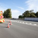 Baustellensicherheit an Straßenbaustellen mit fließendem Verkehr