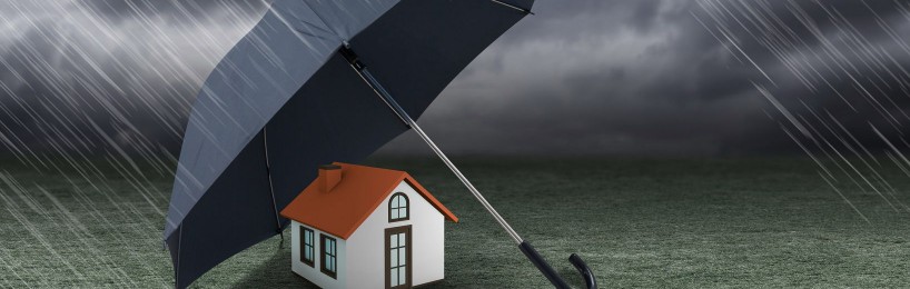 Starkregen: Muss Gemeinde Grundstücke vor Regenwasser schützen? Starkregen Grundstücke schützen