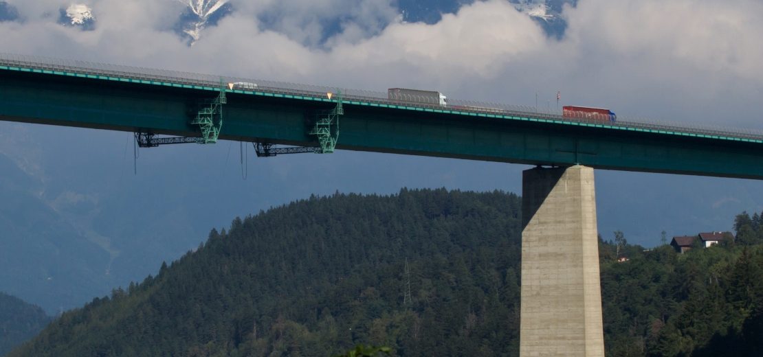 Österreich will den Alpentransit mit dem Lkw am Januar 2020 drastisch begrenzen.