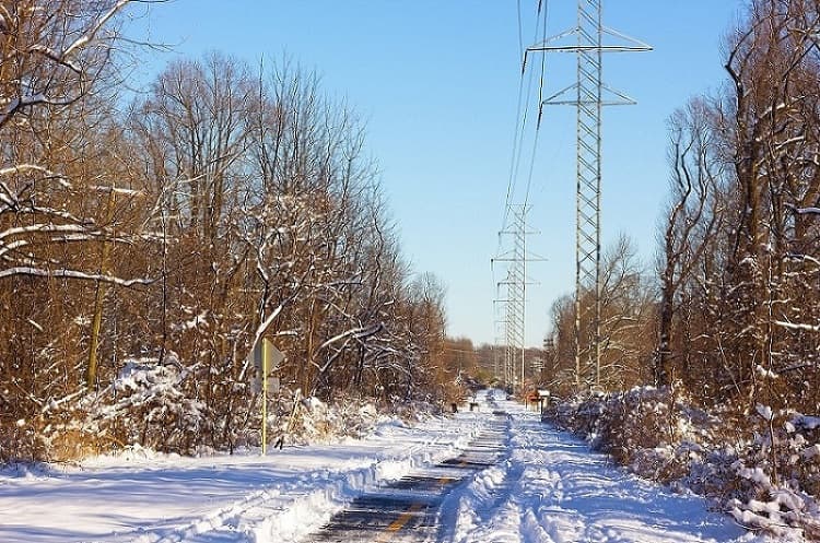 Winterdienst Feld- und Waldweg