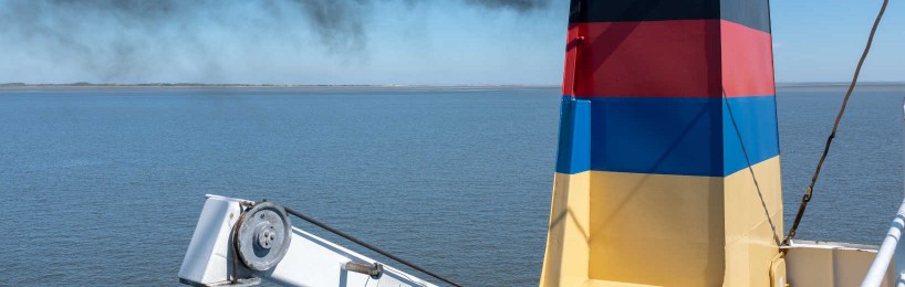 Kein giftiges Schweröl mehr: Neue Treibstoffvorschrift für die Schifffahrt Treibstoffvorschrift