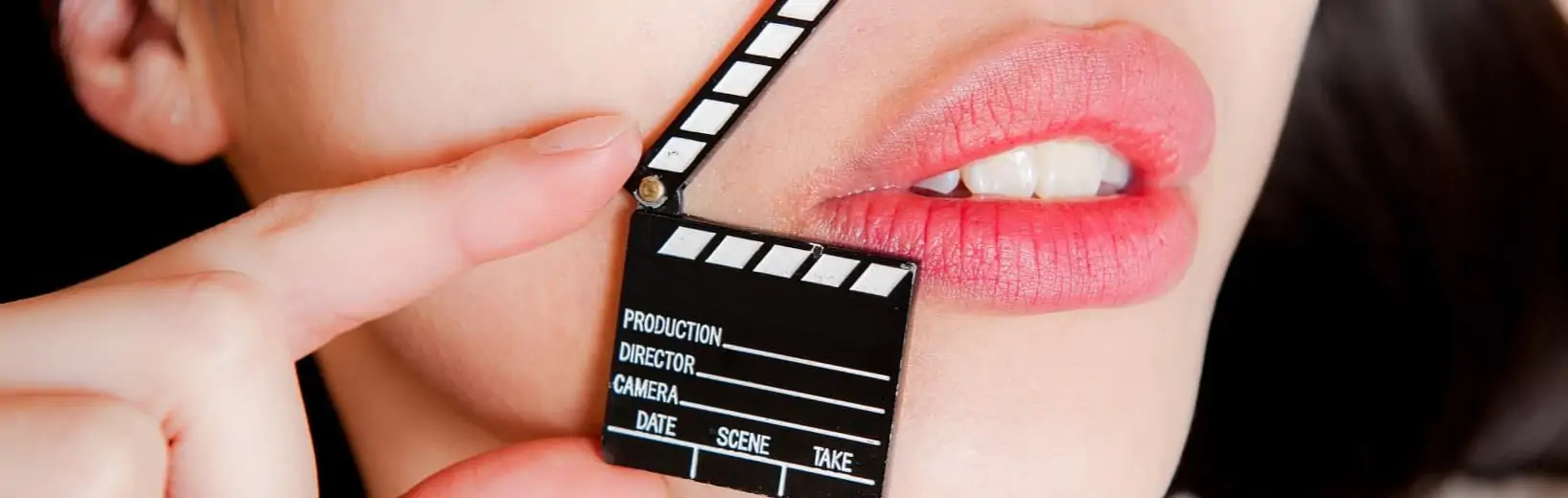 Drehen eines Pornofilms erlaubnispflichtig