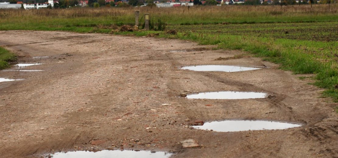 Wirtschaftsweg Schlaglöcher