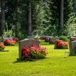 Was tun, bei einem Sterbefall in anderer Gemeinde, wenn Angehörige nicht für die Bestattung sorgen?