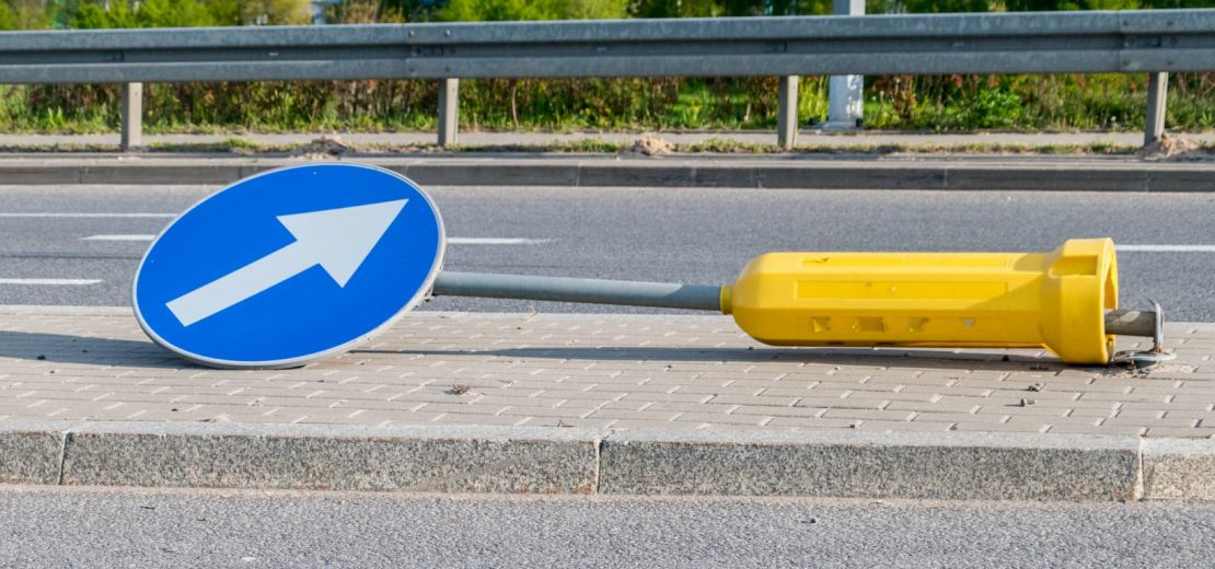 Schadensersatz umgefallenes Verkehrszeichen