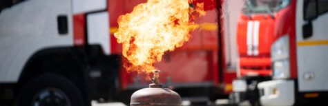 brennende Gasflasche mit Flüssiggas