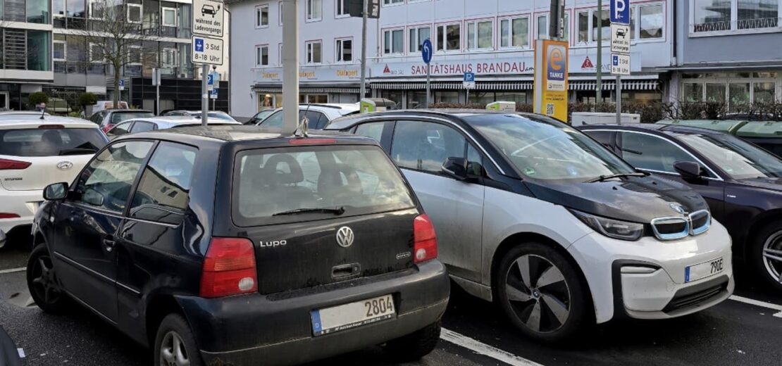 E-Ladestationen rechtssicher ausschildern