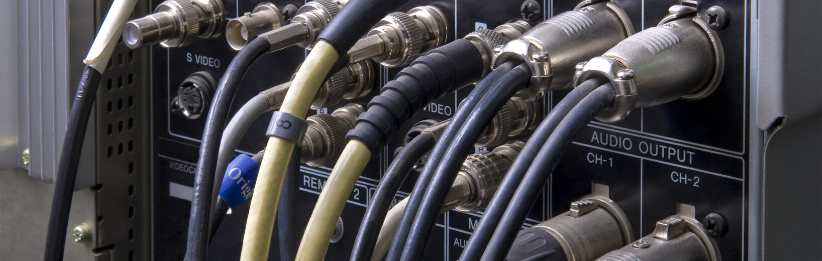 EN IEC 62368-1: neuer sicherheitstechnischer Ansatz DIN EN IEC 62368-1: Neue Anforderungen an Audio-, Video-, IT- und Telekommunikationstechnik