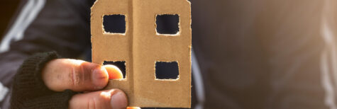 Obdachlosenunterbringung: Anspruch auf Duschen in einem Badezimmer?