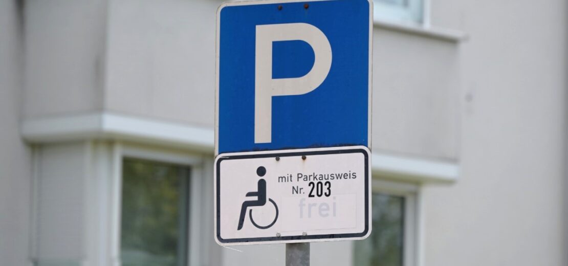 Behindertenparkplatz