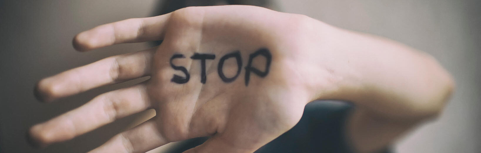 Der Bund etabliert ein Hilfesystem bei geschlechtsspezifischer und häuslicher Gewalt