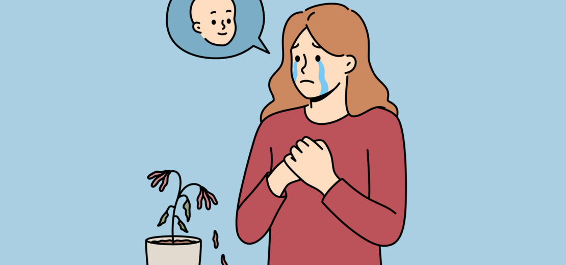 Mutter weint um nach Fehlgeburt verlorenes Kind