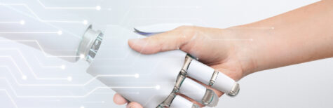 Handschlag Roboter und Mensch