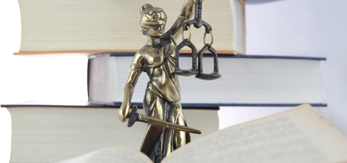 Justizia und Gesetze