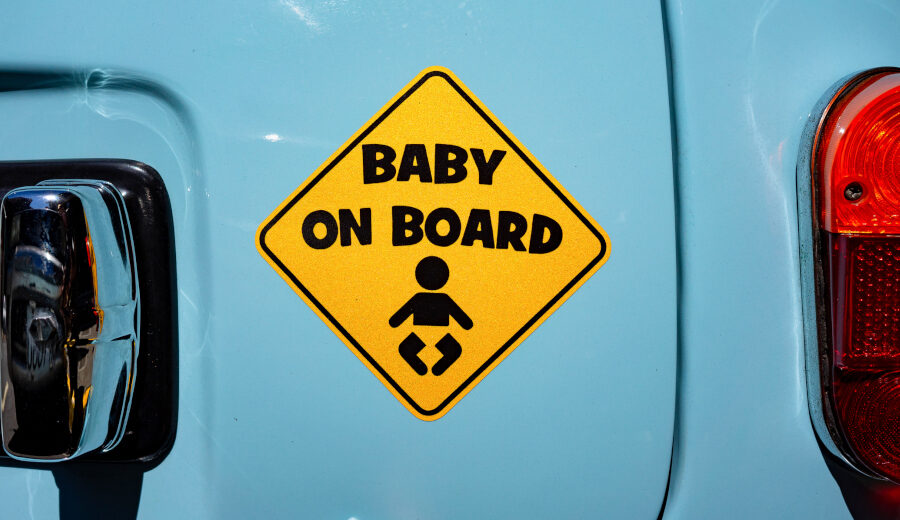 Baby-on-board-Schilder können Kriminellen Türen öffnen.